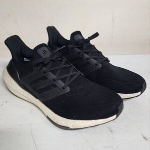 Adidad Ultraboost 21